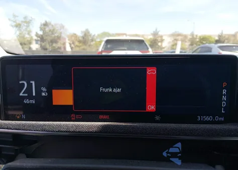 2023 Ford Mustang Mach-E Premium z USA, uszkodzony, nr VIN 3FMTK3SU5PMA09806